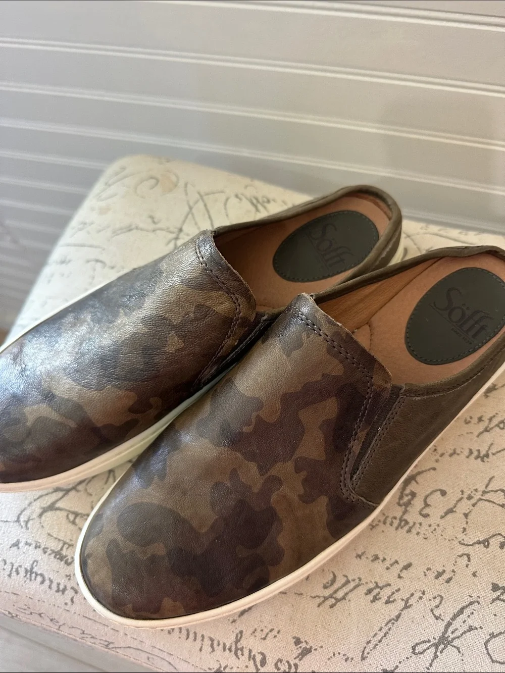Sofft Slip-On Camouflage Casual Sneakers - Brown Mule size 8.5